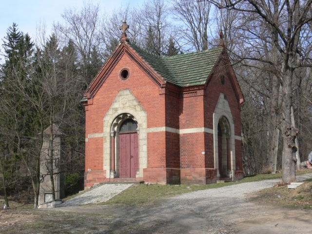 Kaplice różańcowe w Bardzie