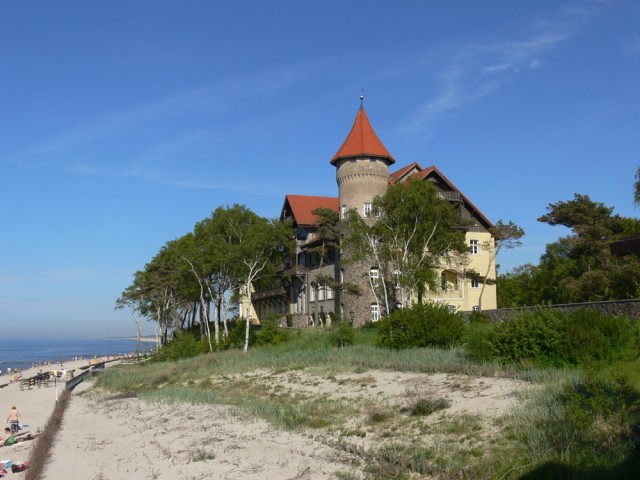 Hotel Neptun (Dom Kuracyjny) w Łebie