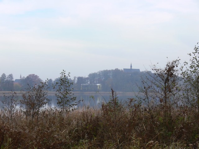 Wieże kościołów w Lubięcinie