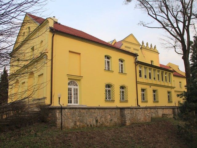 Zamek w Rogowie Opolskim