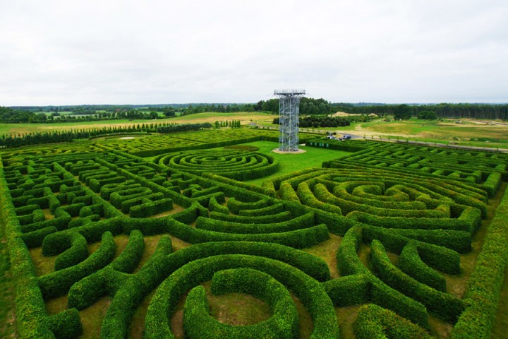 Ogrody Hortulus Spectabilis z wieżą widokową i labiryntem grabowym